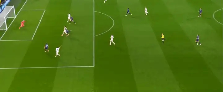 传球失误 传球失误